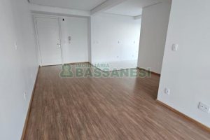 Apartamento com 67m², 2 dormitórios, 1 vaga, no bairro Lourdes em Caxias do Sul para Comprar