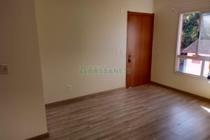 Apartamento com 44m², 2 dormitórios, 1 vaga, no bairro Desvio Rizzo em Caxias do Sul para Comprar