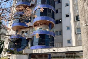 Apto Mobiliado com 141m², 3 dormitórios, 2 vagas, no bairro Panazzolo em Caxias do Sul para Alugar