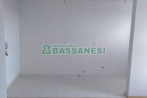 Apartamento com 42m², 2 dormitórios, 1 vaga, no bairro Desvio Rizzo em Caxias do Sul para Comprar