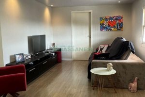 Casa com 154m², 4 dormitórios, 2 vagas, no bairro Cruzeiro em Caxias do Sul para Comprar