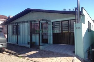 Casa com 100m², 3 dormitórios, 1 vaga, no bairro Bela Vista em Caxias do Sul para Comprar