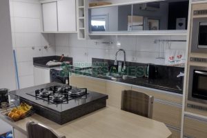 Apartamento com 64m², 2 dormitórios, 2 vagas, no bairro Santa Lúcia em Caxias do Sul para Comprar