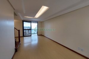 Apartamento com 152m², 3 dormitórios, 1 vaga, no bairro São Pelegrino em Caxias do Sul para Comprar