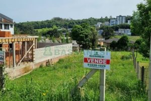 Terreno com 362m², no bairro Vinhedos em Caxias do Sul para Comprar