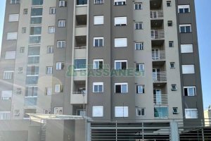 Apartamento com 57m², 2 dormitórios, 1 vaga, no bairro Planalto em Caxias do Sul para Comprar