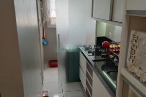 Apartamento com 57m², 2 dormitórios, 1 vaga, no bairro Planalto em Caxias do Sul para Comprar