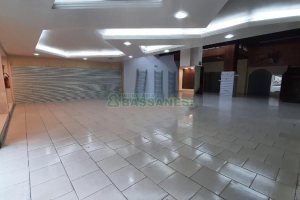 Loja com 610m², no bairro São Pelegrino em Caxias do Sul para Alugar