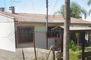 Casa com 130m², 3 dormitórios, 1 vaga, no bairro Bela Vista em Caxias do Sul para Alugar