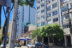 Apartamento com 83m², 3 dormitórios, no bairro Centro em Caxias do Sul para Comprar