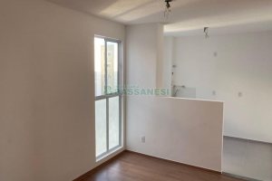 Apartamento com 47m², 2 dormitórios, 1 vaga, no bairro Desvio Rizzo em Caxias do Sul para Alugar