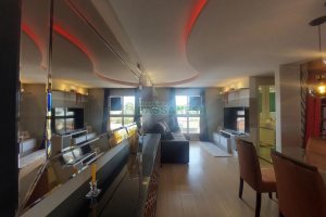 Apto Mobiliado com 55m², 2 dormitórios, 1 vaga, no bairro Bela Vista em Caxias do Sul para Comprar