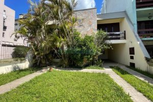 Casa com 200m², 4 dormitórios, 1 vaga, no bairro Nossa Senhora de Lourdes em Caxias do Sul para Comprar