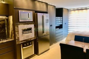 Apto Mobiliado com 30m², 1 dormitório, 1 vaga, no bairro Petrópolis em Caxias do Sul para Alugar