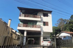 Predio com 298m², no bairro Nossa Senhora de Fátima em Caxias do Sul para Alugar ou Comprar