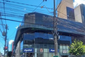 Sala com 600m², no bairro Centro em Caxias do Sul para Alugar