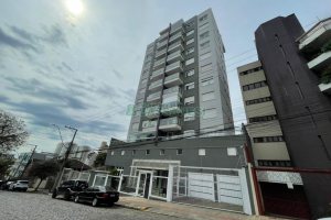 Apartamento com 120m², 3 dormitórios, 2 vagas, no bairro Exposição em Caxias do Sul para Comprar