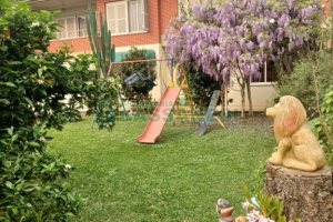 Casa com 249m², 3 dormitórios, 3 vagas, no bairro Nossa Senhora de Lourdes em Caxias do Sul para Comprar