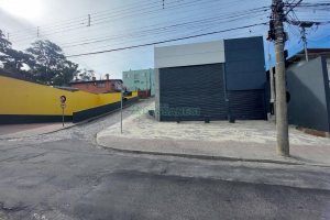 Loja com 500m², 6 vagas, no bairro Medianeira em Caxias do Sul para Alugar