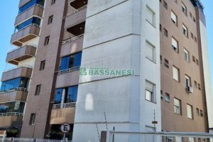 Apartamento com 120m², 3 dormitórios, 2 vagas, no bairro Madureira em Caxias do Sul para Alugar