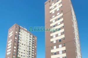 Apto Mobiliado com 86m², 3 dormitórios, 2 vagas, no bairro De Lazzer em Caxias do Sul para Alugar