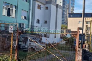 Terreno com 341m², no bairro Centro em Caxias do Sul para Comprar
