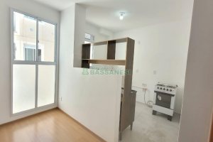 Apartamento com 52m², 2 dormitórios, 1 vaga, no bairro Serrano em Caxias do Sul para Alugar