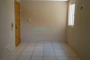 Apartamento com 62m², 2 dormitórios, 1 vaga, no bairro Santa Corona em Caxias do Sul para Alugar