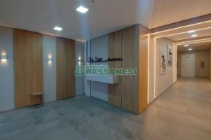 Apto Mobiliado com 42m², 1 dormitório, 1 vaga, no bairro Lourdes em Caxias do Sul para Alugar