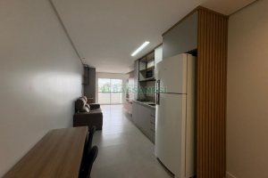 Apto Mobiliado com 42m², 1 dormitório, 1 vaga, no bairro Lourdes em Caxias do Sul para Alugar