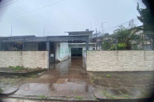 Casa com 150m², 3 dormitórios, 1 vaga, no bairro Bela Vista em Caxias do Sul para Comprar