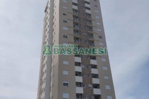 Apto Mobiliado com 56m², 2 dormitórios, 1 vaga, no bairro Panazzolo em Caxias do Sul para Comprar