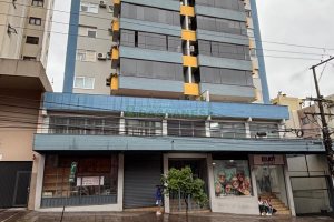 Loja com 235m², 1 vaga, no bairro Pio X em Caxias do Sul para Comprar
