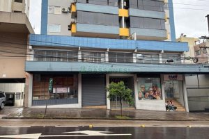 Loja com 235m², 1 vaga, no bairro Pio X em Caxias do Sul para Comprar