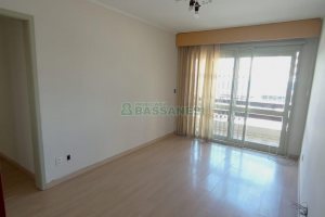 Apartamento com 86m², 3 dormitórios, 1 vaga, no bairro São Pelegrino em Caxias do Sul para Alugar