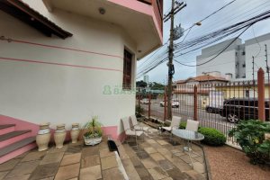 Casa Comercial com 165m², 3 dormitórios, no bairro Bela Vista em Caxias do Sul para Alugar