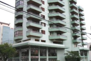 Apartamento com 170m², 3 dormitórios, 1 vaga, no bairro Centro em Caxias do Sul para Comprar