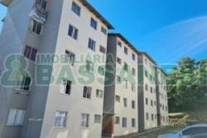 Apartamento com 58m², 2 dormitórios, 1 vaga, no bairro Parque Oasis em Caxias do Sul para Alugar