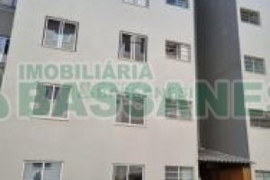 Apartamento com 58m², 2 dormitórios, 1 vaga, no bairro Parque Oasis em Caxias do Sul para Alugar
