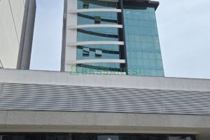 Apartamento com 49m², 1 dormitório, 1 vaga, no bairro Lourdes em Caxias do Sul para Comprar