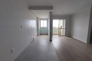 Apartamento com 55m², 2 dormitórios, 2 vagas, no bairro Panazzolo em Caxias do Sul para Comprar
