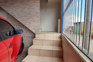 Casa com 162m², 3 dormitórios, 2 vagas, no bairro Rio Branco em Caxias do Sul para Comprar