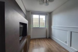 Apto Mobiliado com 50m², 2 dormitórios, 1 vaga, no bairro Bela Vista em Caxias do Sul para Alugar