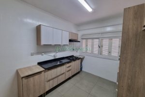 Apartamento com 96m², 2 dormitórios, 4 vagas, no bairro Cinqüentenário em Caxias do Sul para Comprar