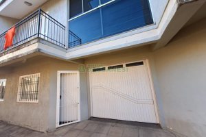 Sobrado com 104m², 3 dormitórios, 1 vaga, no bairro Vila Verde em Caxias do Sul para Comprar