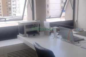 Sala com 42m², no bairro Centro em Caxias do Sul para Comprar