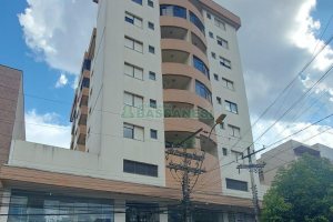 Apartamento com 65m², 2 dormitórios, 1 vaga, no bairro Centro em Caxias do Sul para Alugar