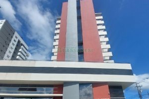 Apto Mobiliado com 58m², 1 dormitório, 1 vaga, no bairro Villagio Iguatemi em Caxias do Sul para Alugar