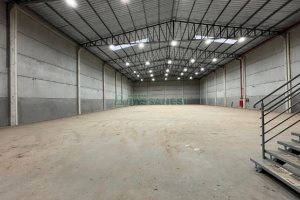 Pavilhão com 1100m², no bairro Fazenda Souza em Caxias do Sul para Alugar