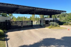 Terreno com 700m², no bairro Pedancino em Caxias do Sul para Comprar